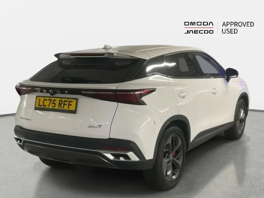 2025 OMODA 5 Noble Petrol vehicle image