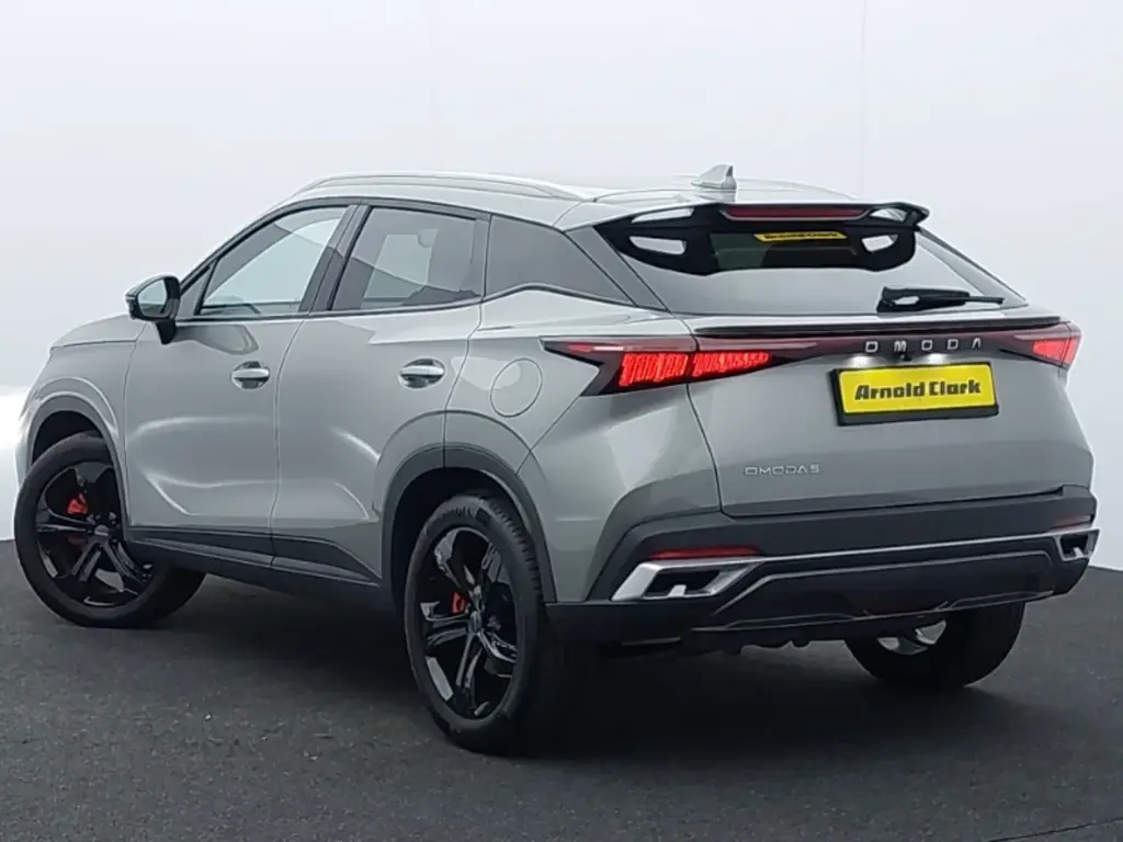 2025 OMODA 5 Noble Petrol image