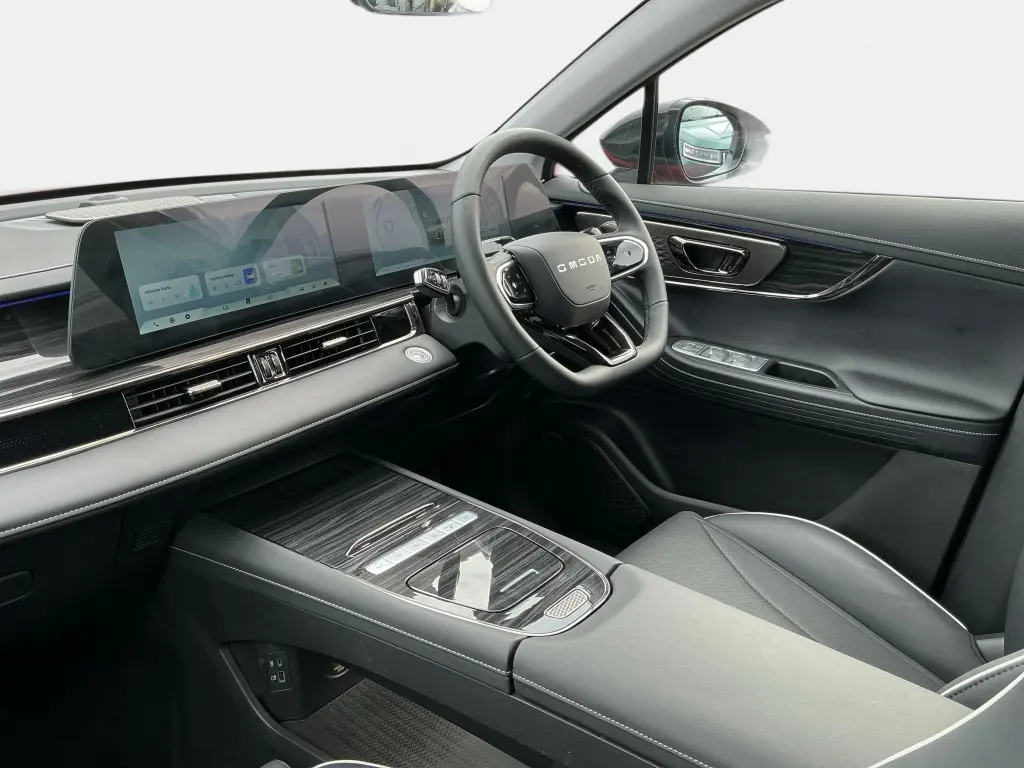 Image for 2025 OMODA 5 Noble Petrol at position 3