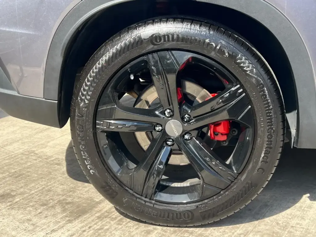 Image for 2025 OMODA 5 Noble Petrol at position 4