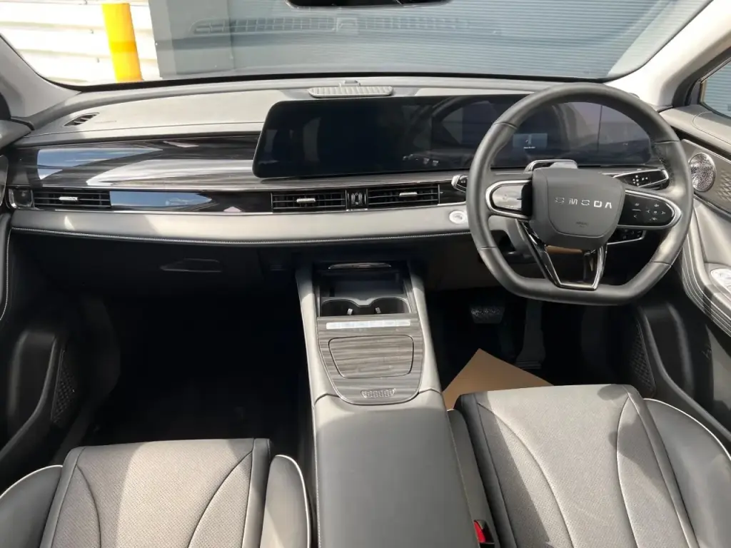Image for 2025 OMODA 5 Noble Petrol at position 3