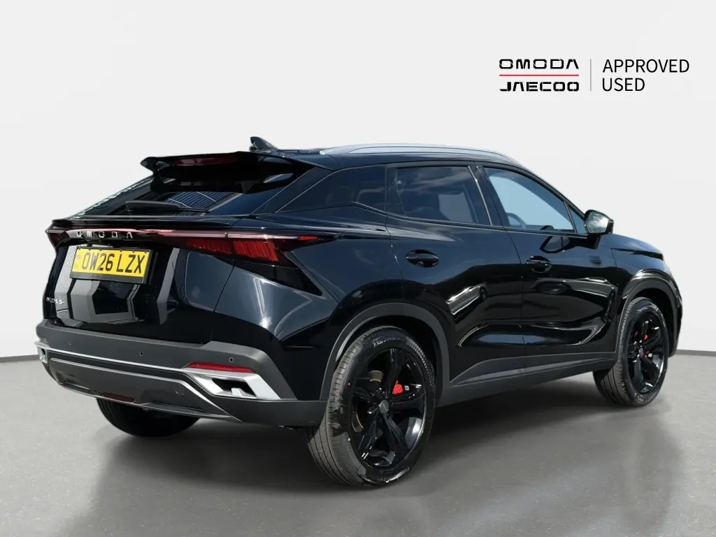 Image for 2026 OMODA 5 Noble Petrol at position 2