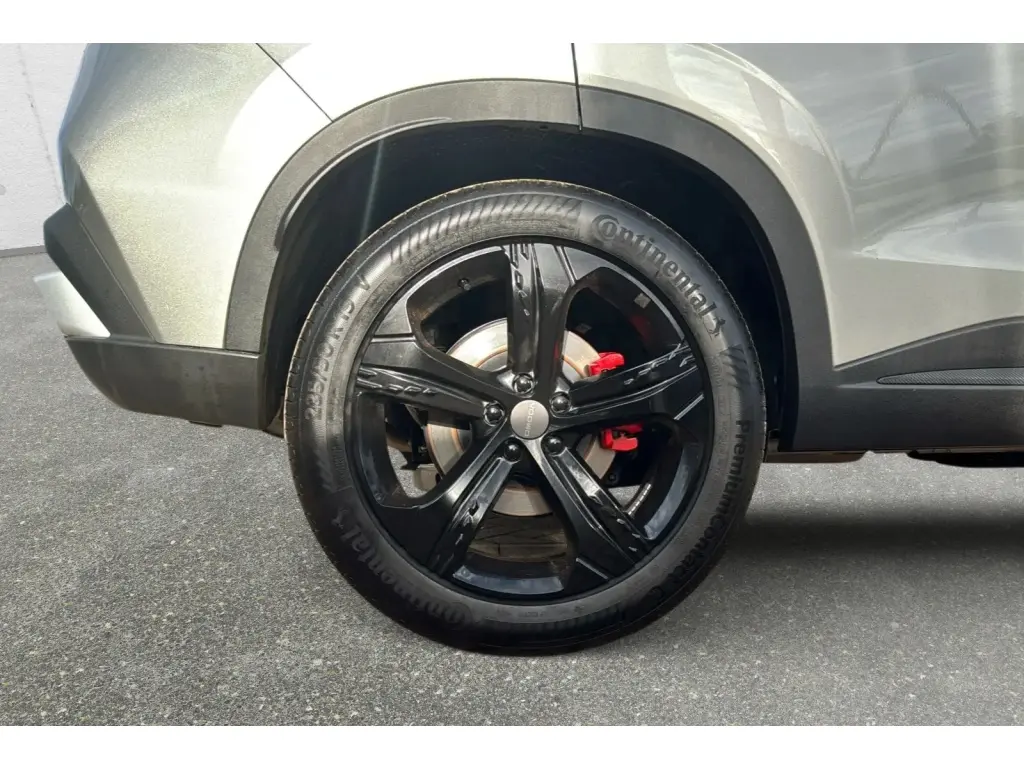 Image for 2026 OMODA 5 Noble Petrol at position 4