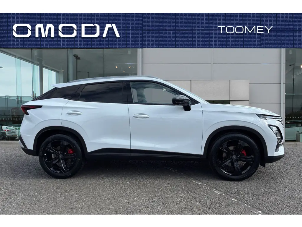Image for 2026 OMODA 5 Noble Petrol at position 5