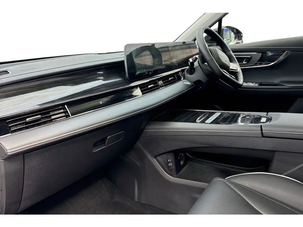 Image for 2026 OMODA 5 Noble Petrol at position 3