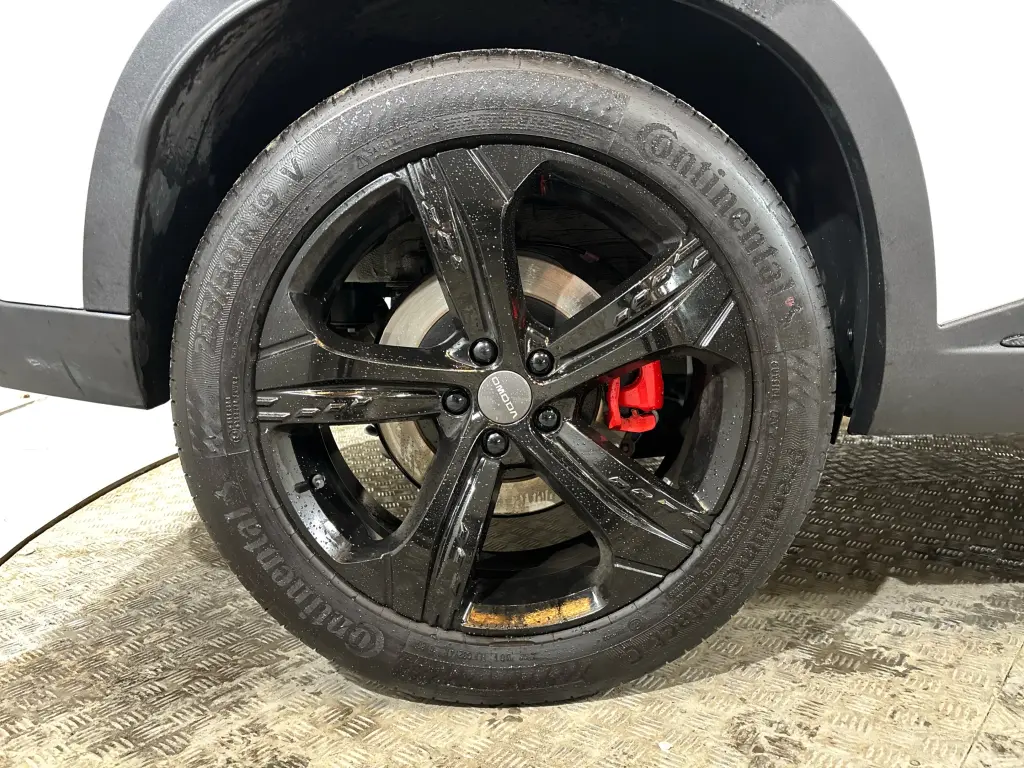 Image for 2026 OMODA 5 Noble Petrol at position 4
