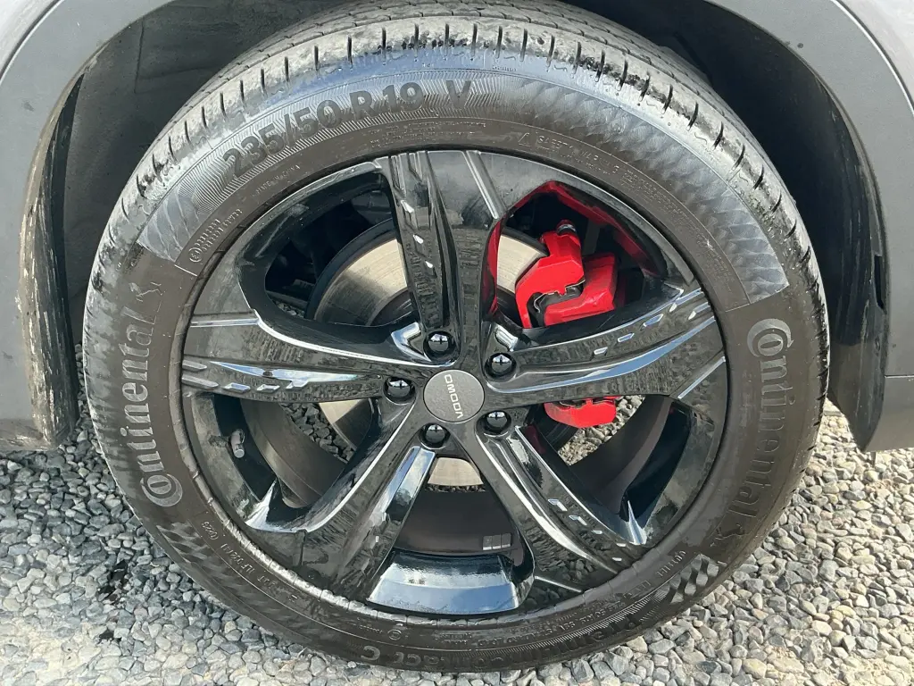 Image for 2026 OMODA 5 Noble Petrol at position 4