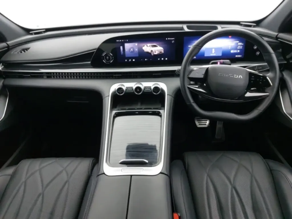 2025 OMODA 9 Noble SHS-P vehicle image