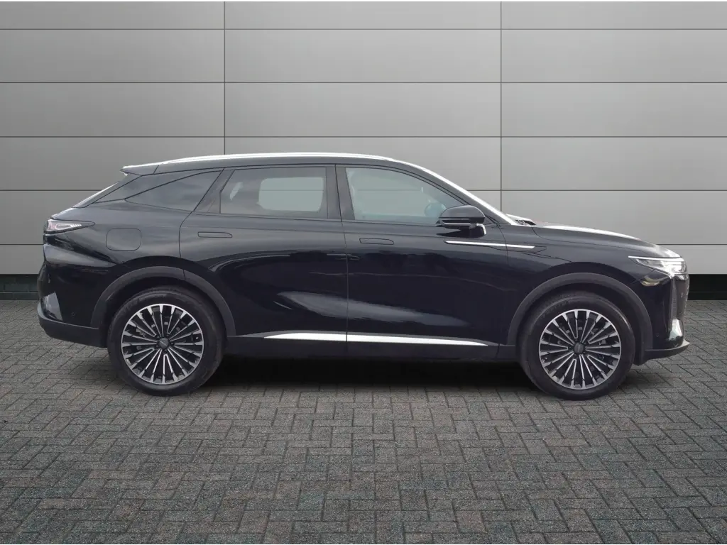 Image for 2025 OMODA 9 Noble SHS-P at position 5