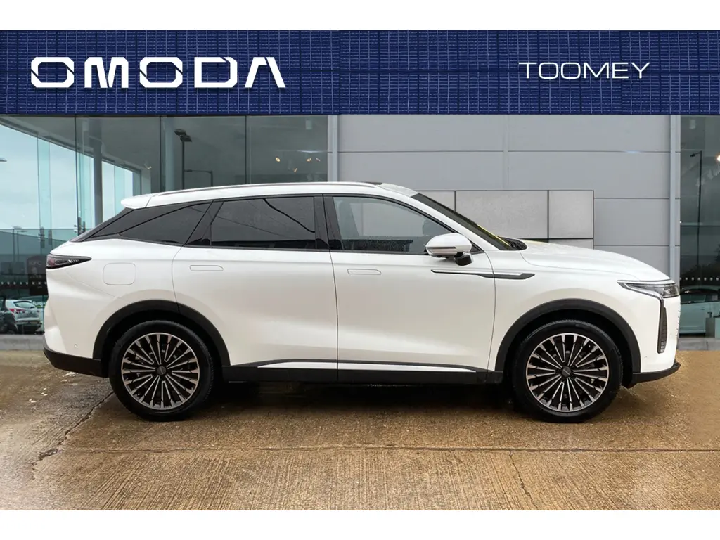 Image for 2025 OMODA 9 Noble SHS-P at position 5