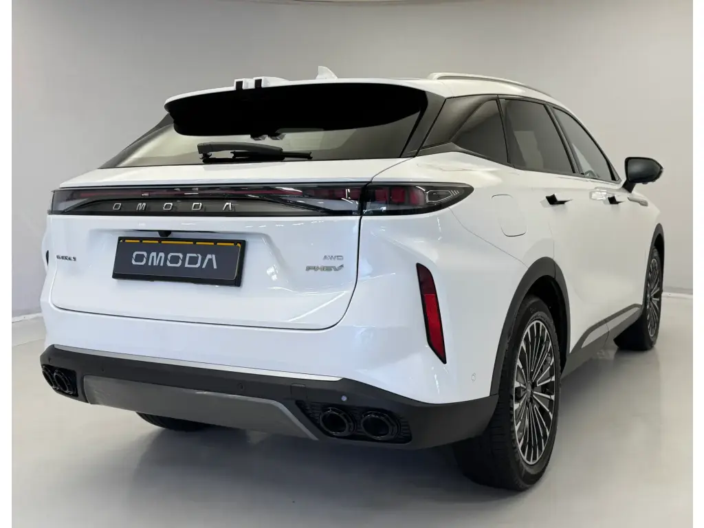 Image for 2025 OMODA 9 Noble SHS-P at position 2