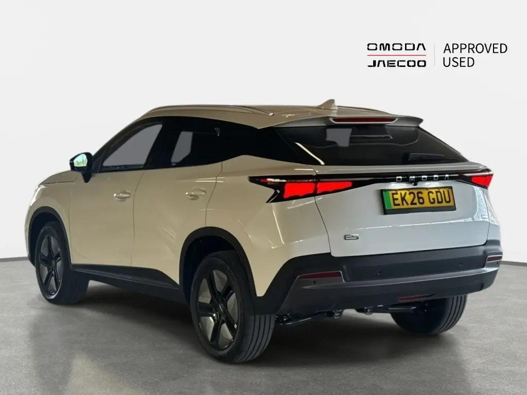 Image for 2026 OMODA E5 Noble Electric at position 2