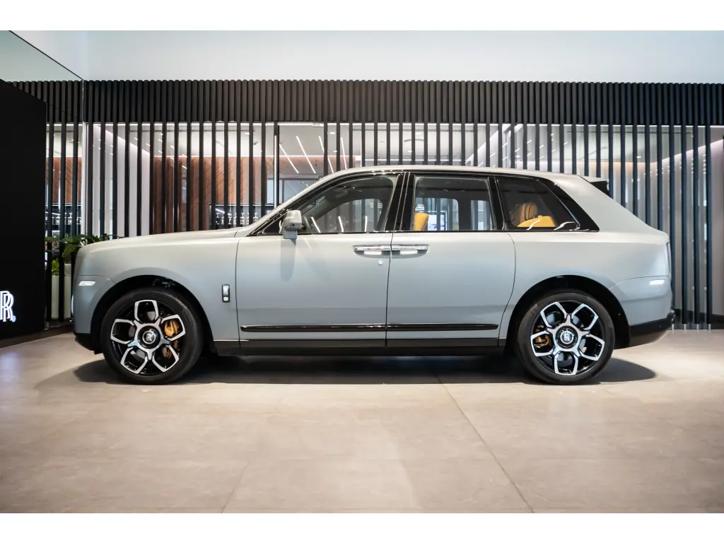 2022 Black Badge Cullinan