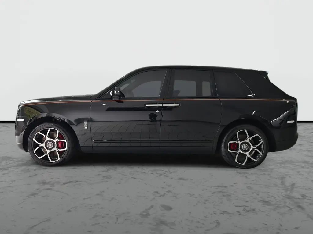 2021 Black Badge Cullinan image