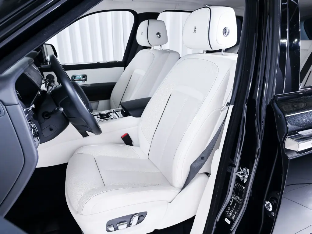 2021 Black Badge Cullinan