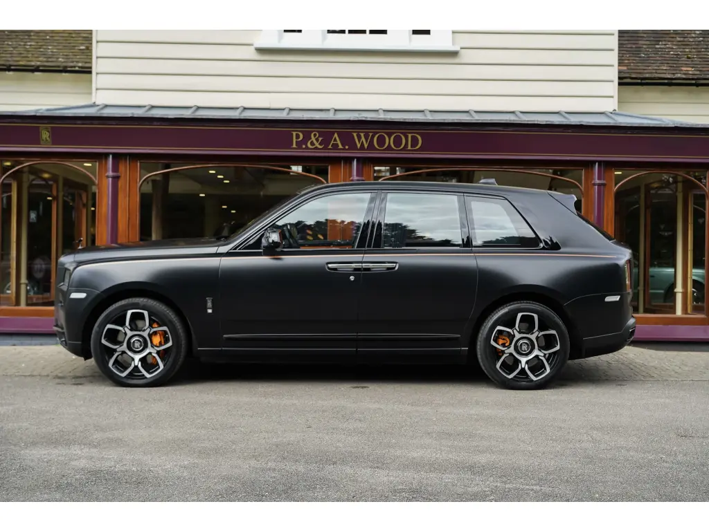2022 Black Badge Cullinan