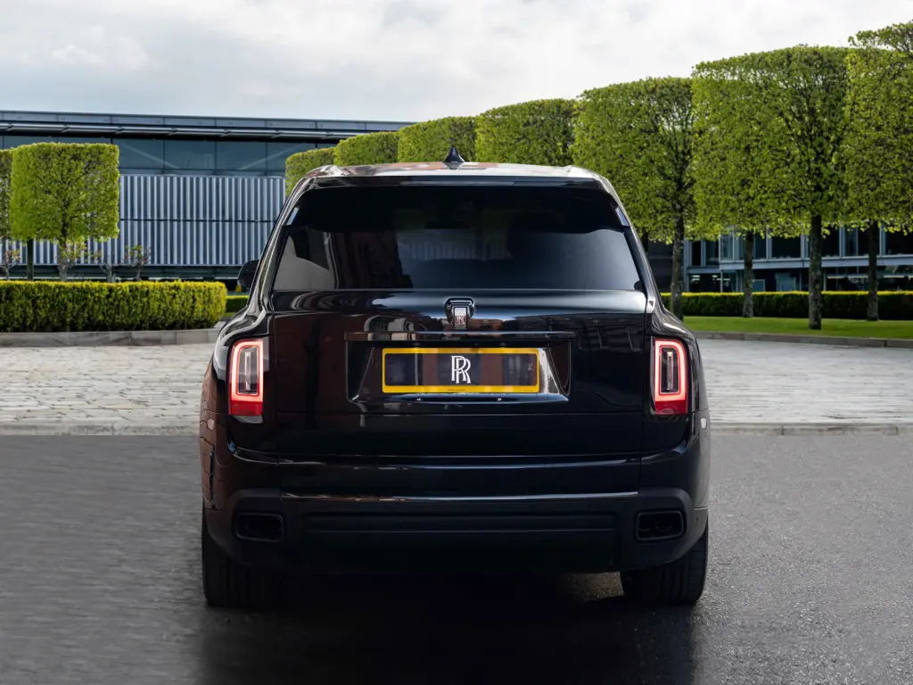 2022 Black Badge Cullinan