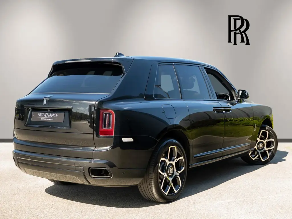 2022 Black Badge Cullinan