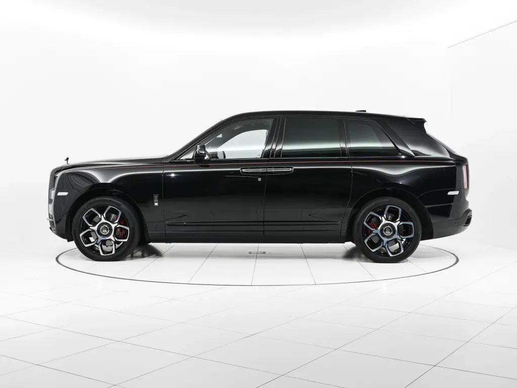 2022 Black Badge Cullinan