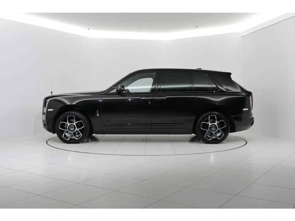 2022 Black Badge Cullinan