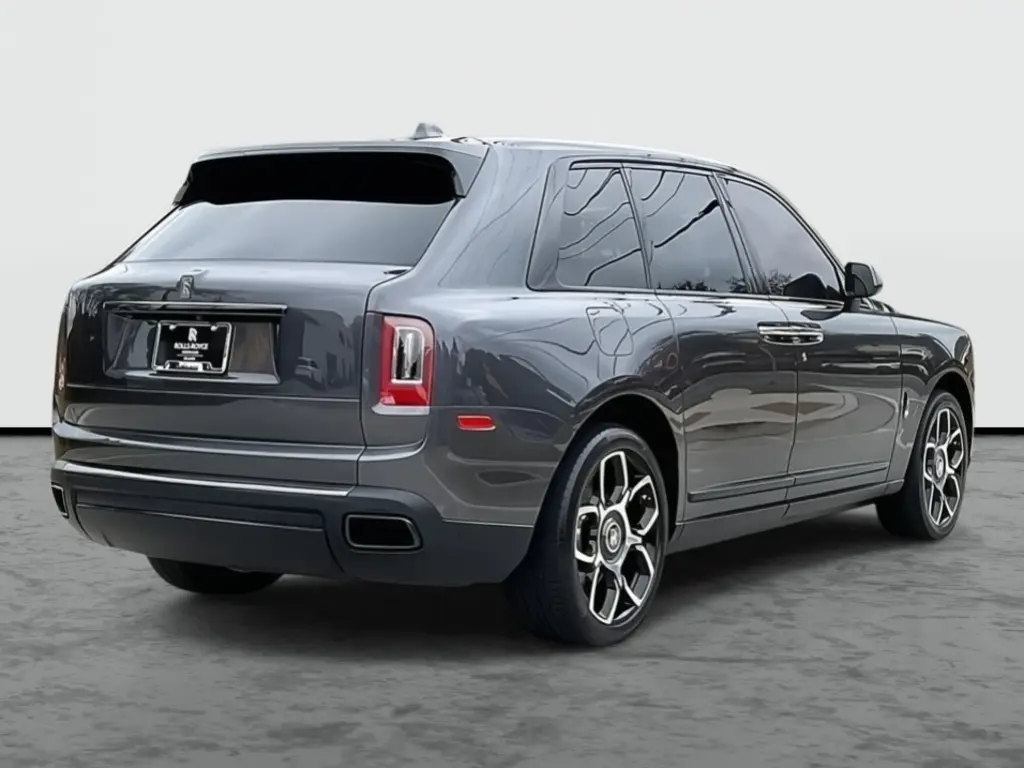 2022 Black Badge Cullinan