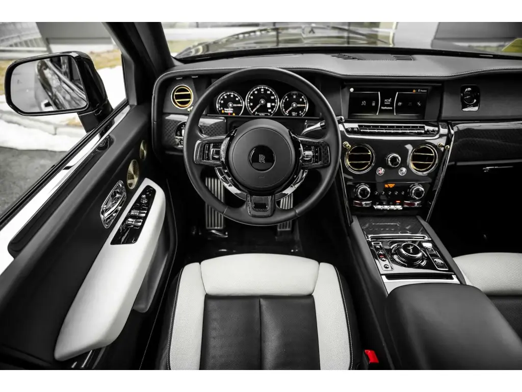 2022 Black Badge Cullinan