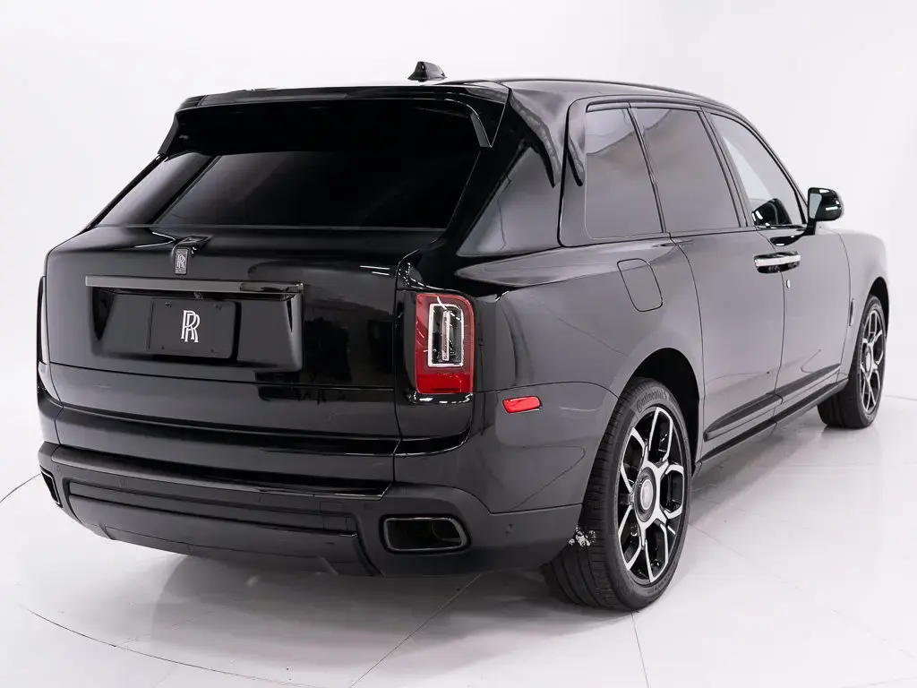 2022 Black Badge Cullinan