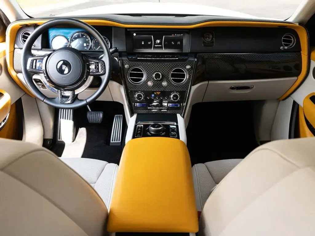2022 Black Badge Cullinan