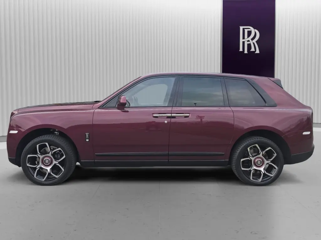 2023 Black Badge Cullinan