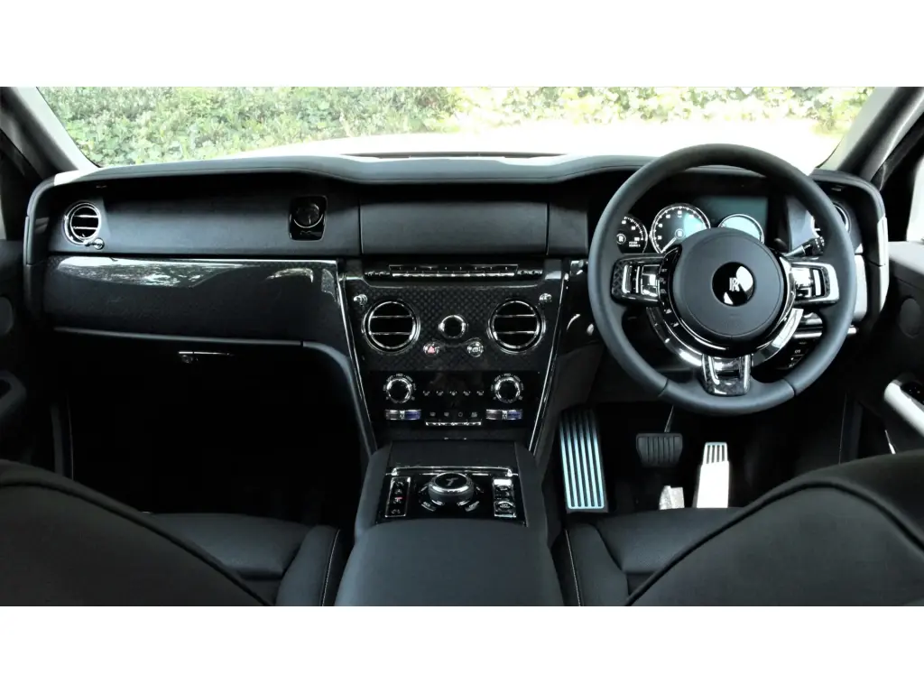 2023 Black Badge Cullinan