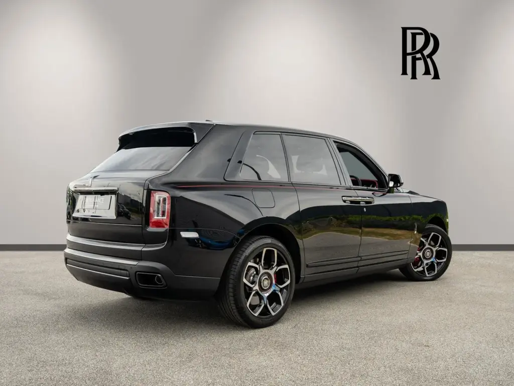 2023 Black Badge Cullinan