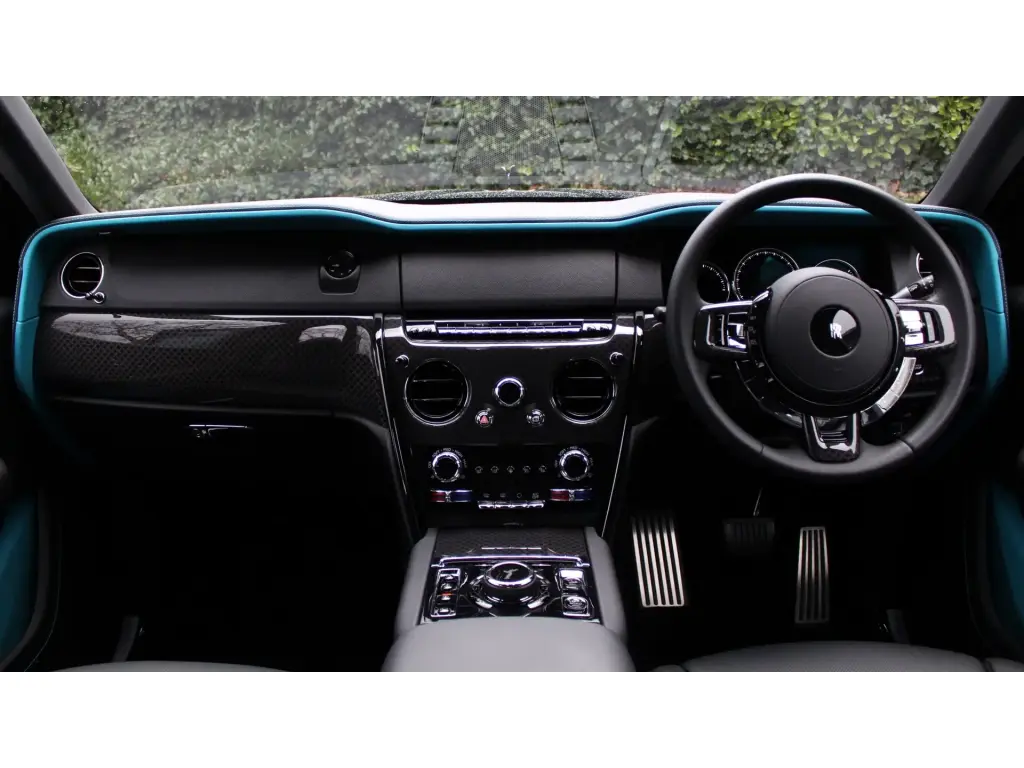 2023 Black Badge Cullinan