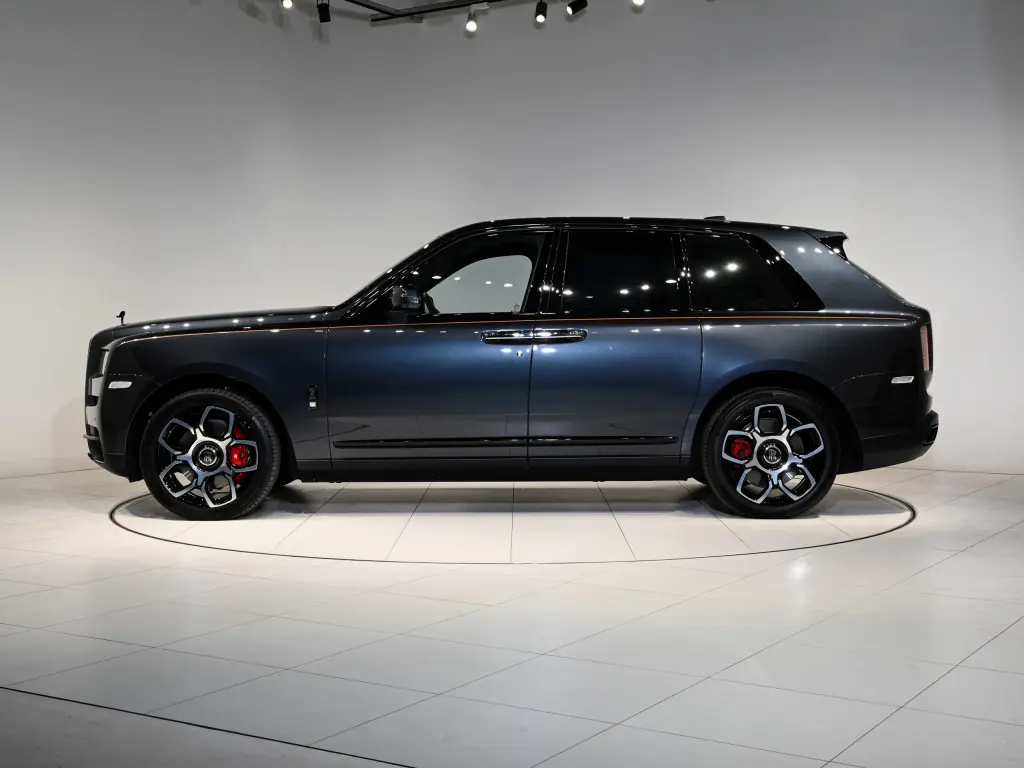 2023 Black Badge Cullinan