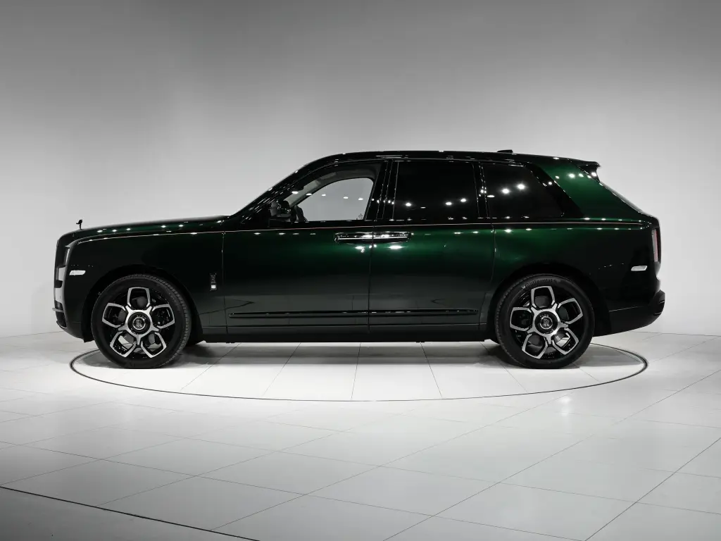 2023 Black Badge Cullinan
