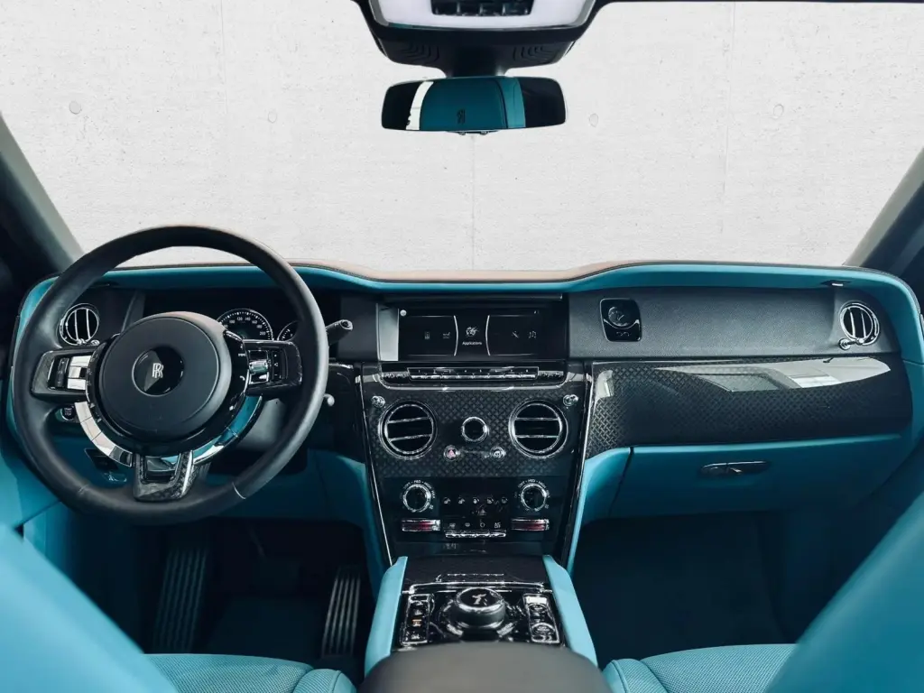 2023 Black Badge Cullinan