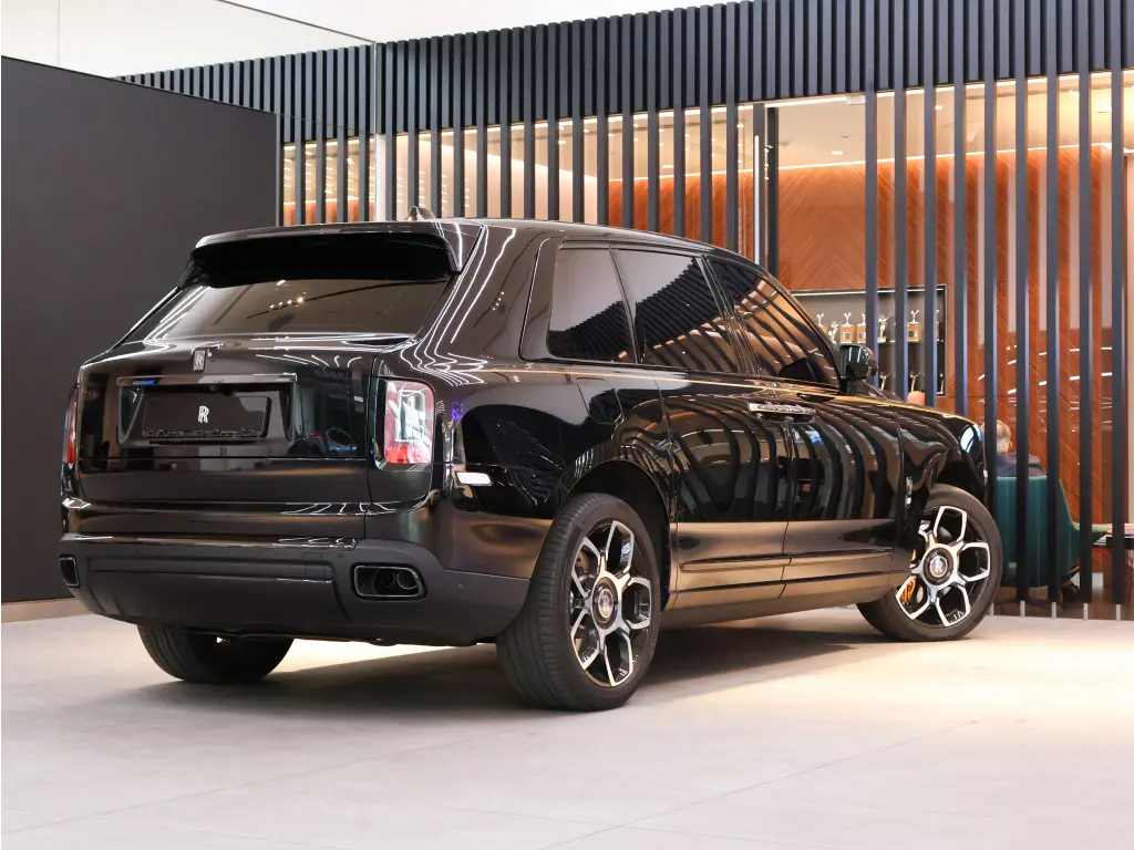 2023 Black Badge Cullinan