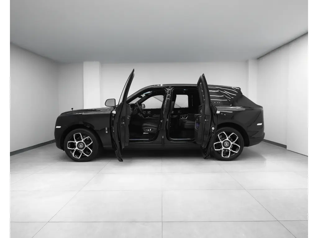 2023 Black Badge Cullinan
