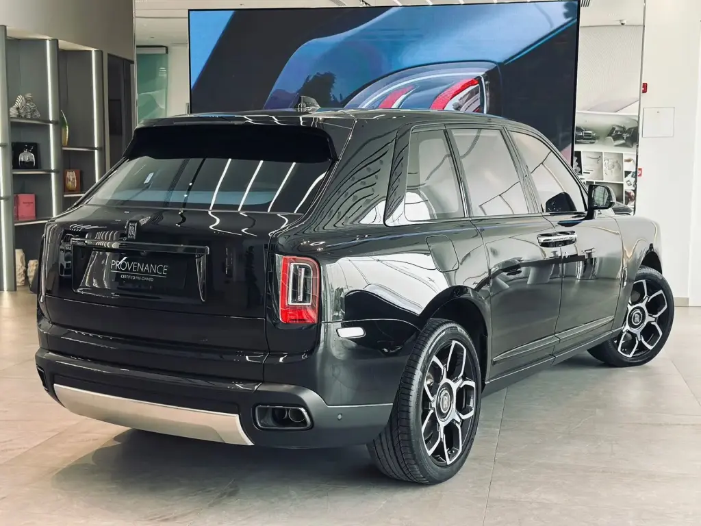 2023 Black Badge Cullinan