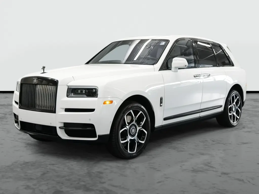 2023 Black Badge Cullinan image