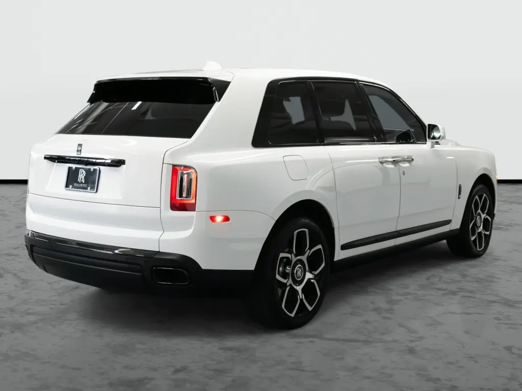 2023 Black Badge Cullinan