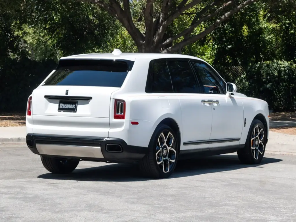 2023 Black Badge Cullinan