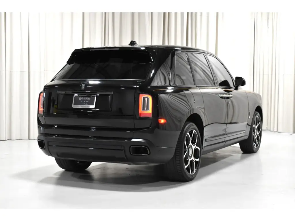 2023 Black Badge Cullinan