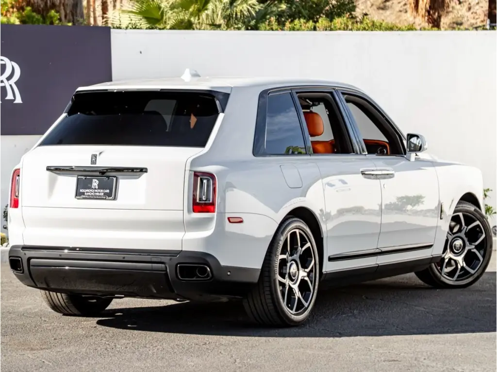 2023 Black Badge Cullinan