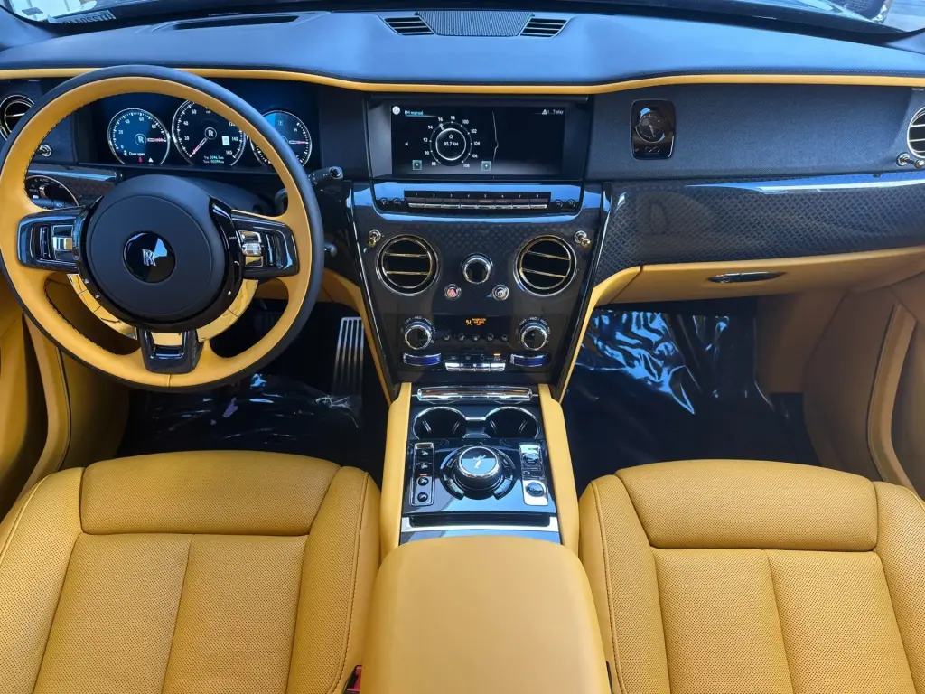2023 Black Badge Cullinan
