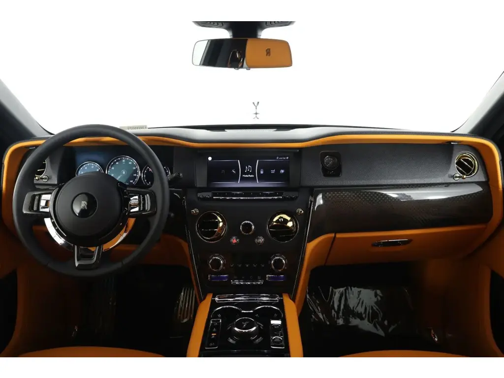2023 Black Badge Cullinan