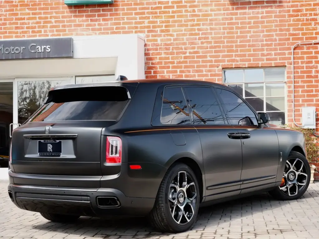 2023 Black Badge Cullinan