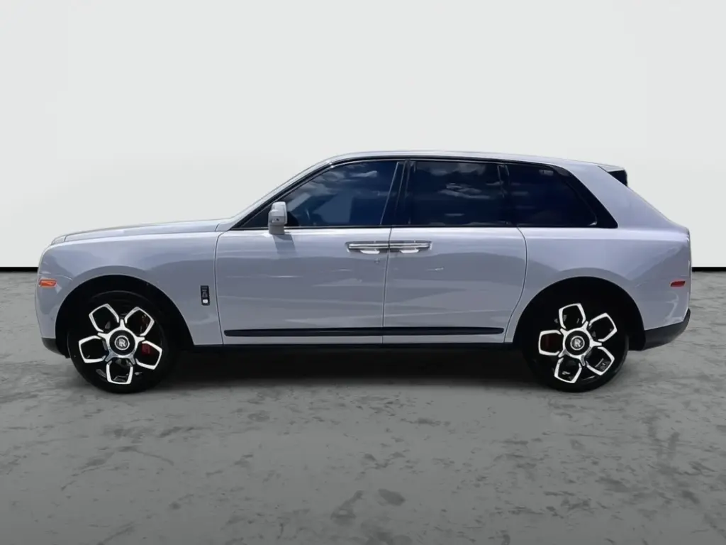 2023 Black Badge Cullinan