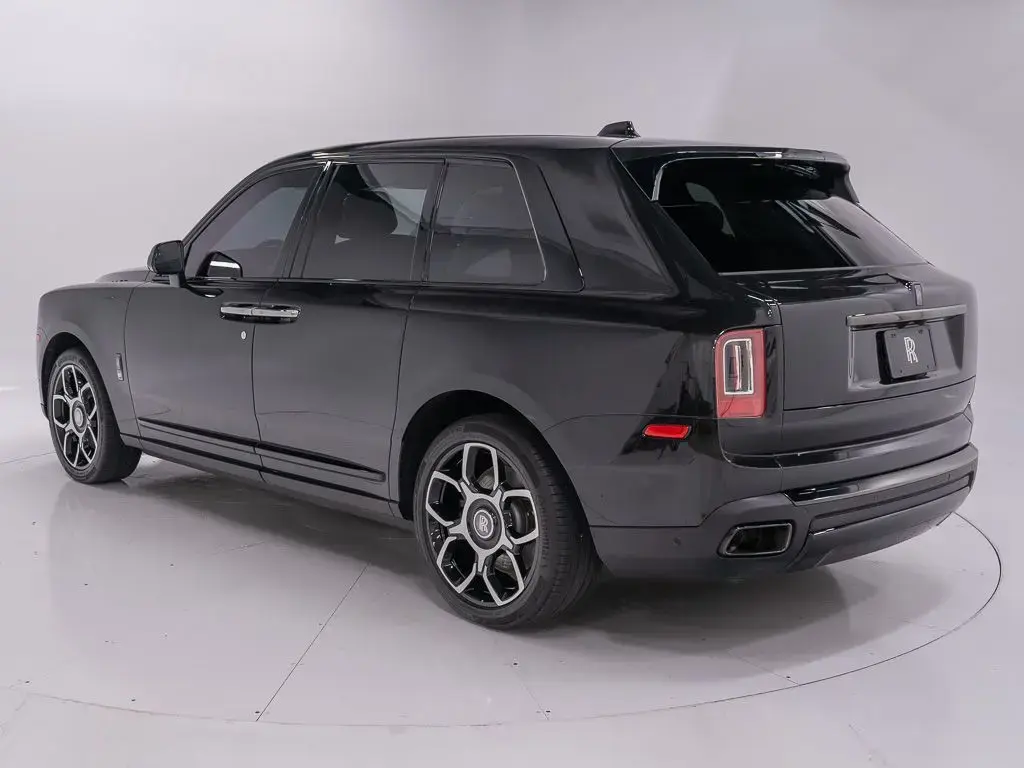 2023 Black Badge Cullinan
