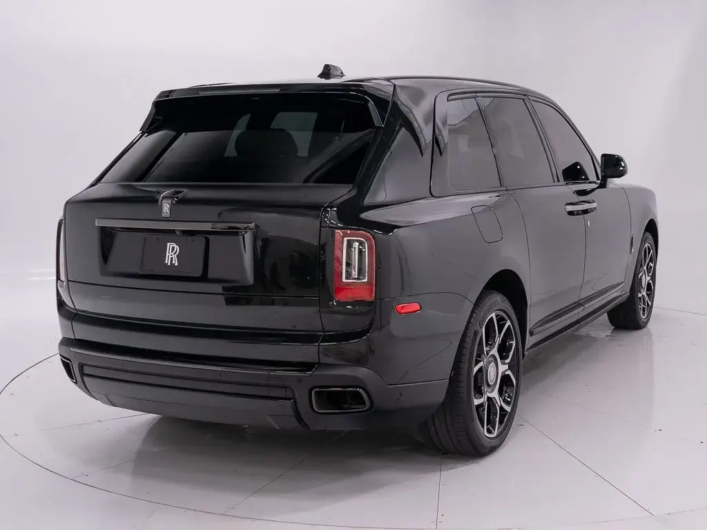 2023 Black Badge Cullinan