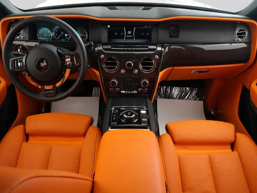 2023 Black Badge Cullinan